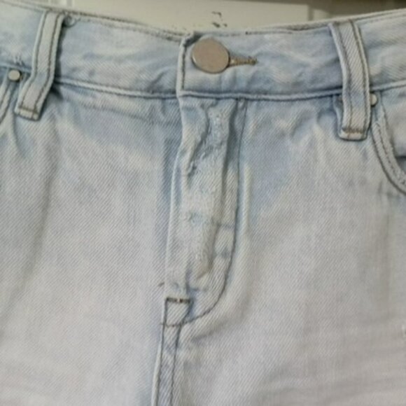 Chelsea and Violet Size 28 Distressed Floral Embroidered Denim Shorts Women Blue - Picture 7 of 12